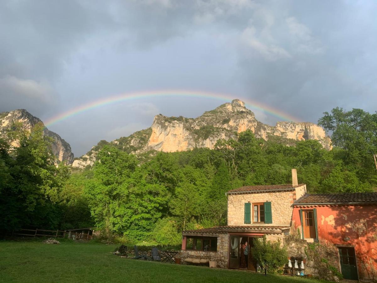 Mymoustiers Villa ภายนอก รูปภาพ