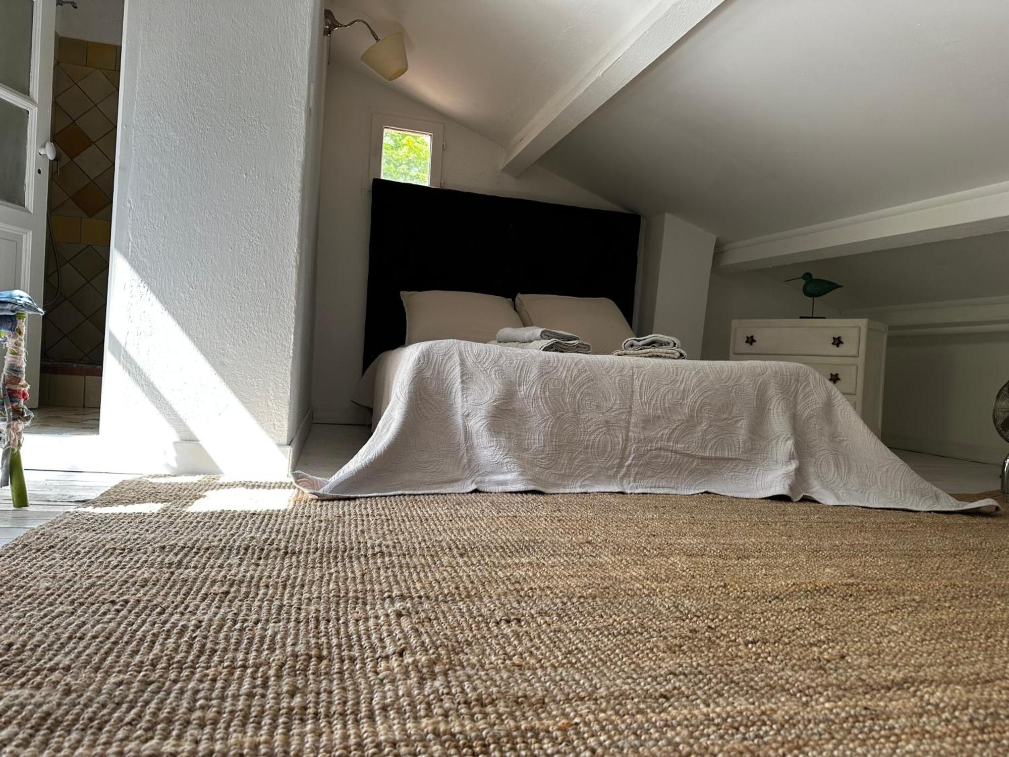 Mymoustiers Villa ภายนอก รูปภาพ